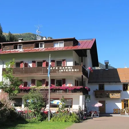 Garni Interski 3*